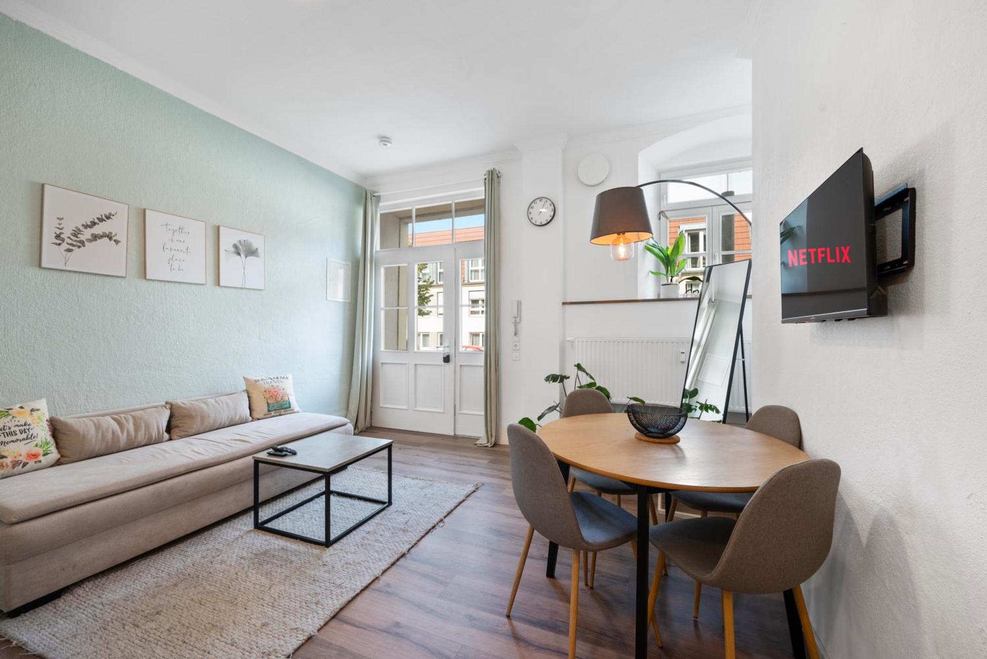 Backhome - Suite L - Parkhaus - Fantastische Schlosslage - Smarttv - Waschmaschine - Netflix - 50Qm - 24H Checkin- Apartment 1 Ludwigsbourg Extérieur photo