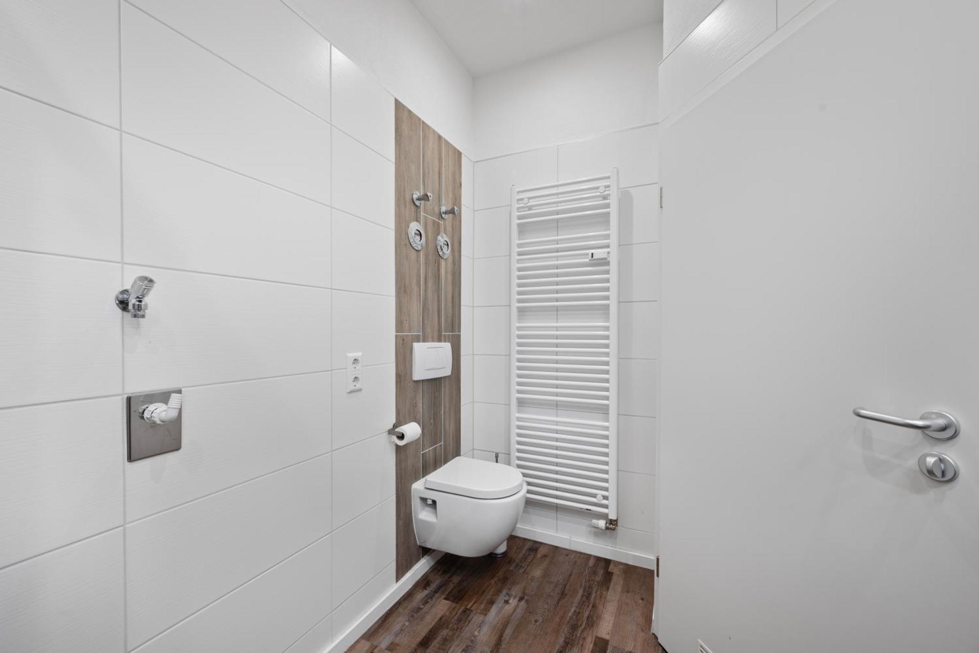 Backhome - Suite L - Parkhaus - Fantastische Schlosslage - Smarttv - Waschmaschine - Netflix - 50Qm - 24H Checkin- Apartment 1 Ludwigsbourg Extérieur photo